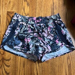 NWOT NEW BALANCE RUNNING ATHLETIC SHORTS Work Out Pink Navy
